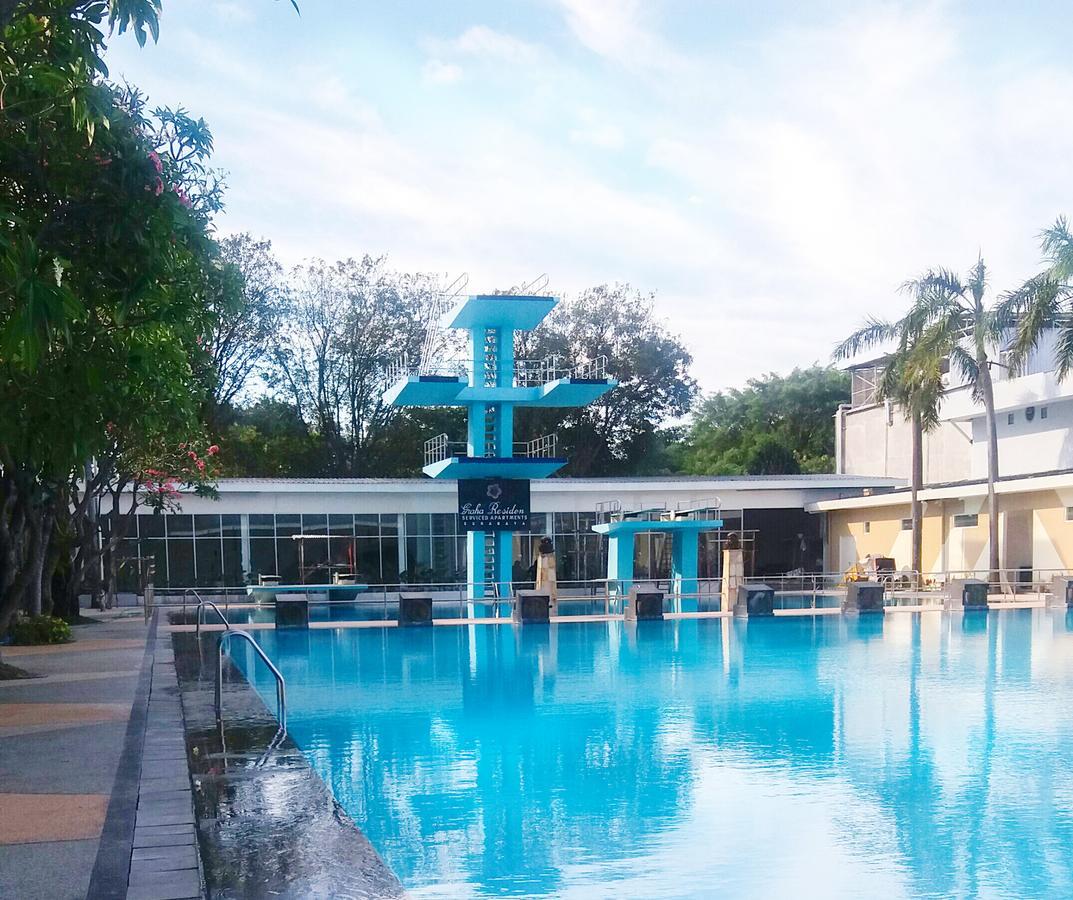 Whiz Prime Hotel Darmo Harapan Surabaya Dış mekan fotoğraf